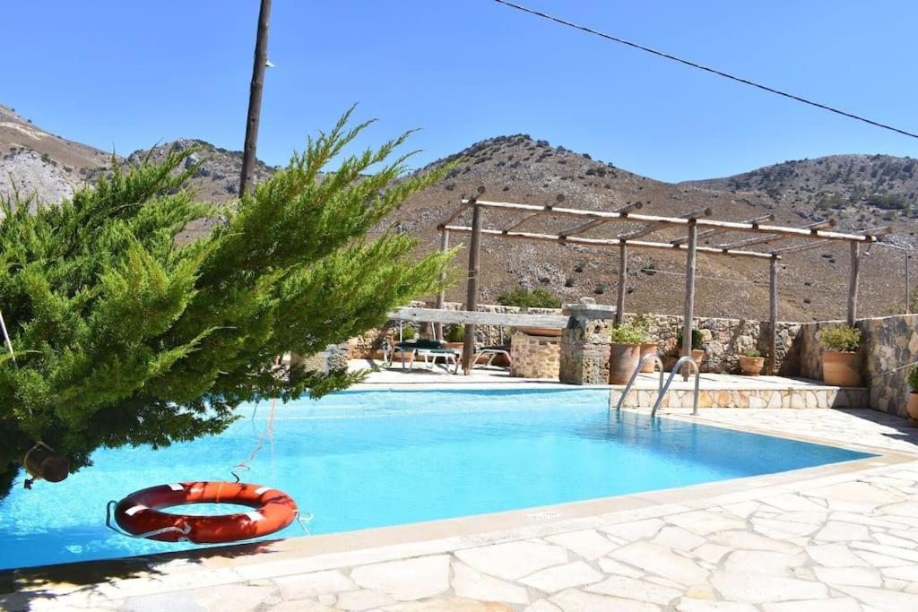 Traditional Villa With Pool In Sfakia Imbros Eksteriør billede