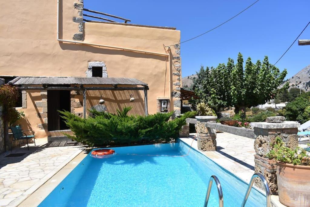 Traditional Villa With Pool In Sfakia Imbros Eksteriør billede
