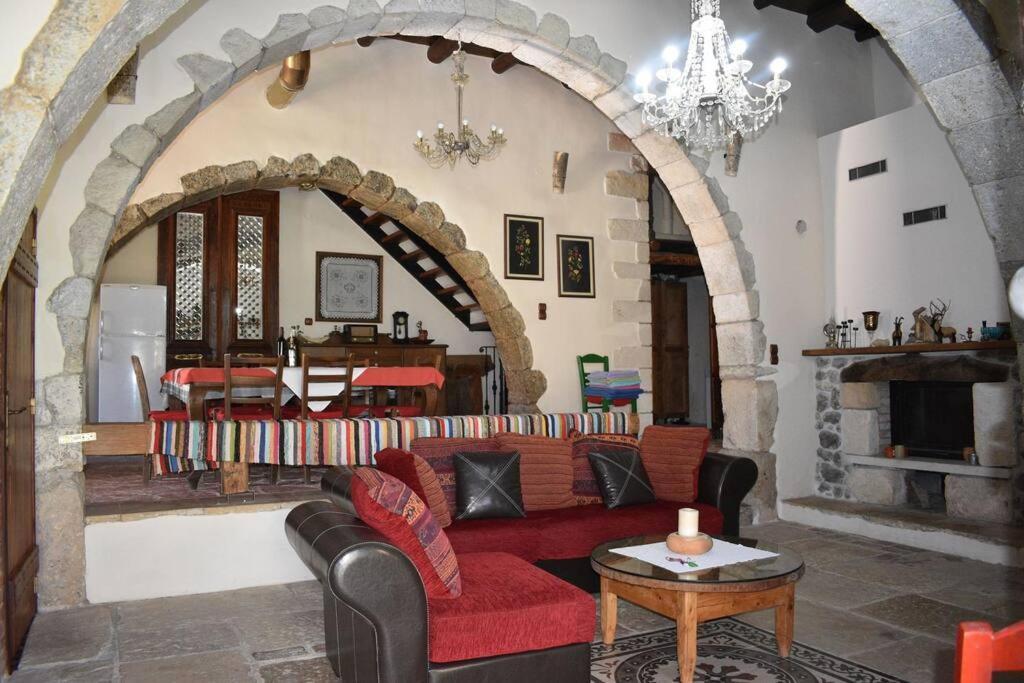 Traditional Villa With Pool In Sfakia Imbros Eksteriør billede